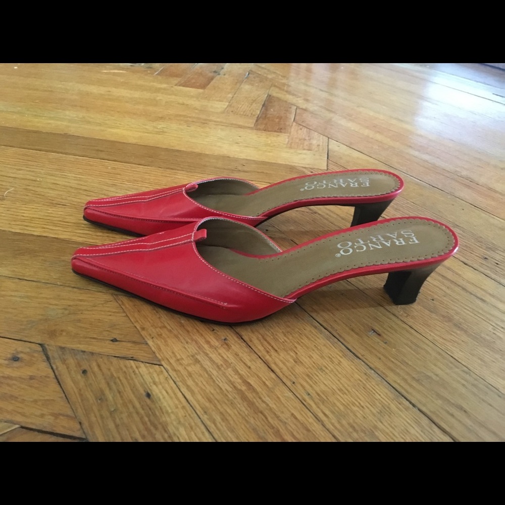 FRANCO SARTO Red Kitten Heels